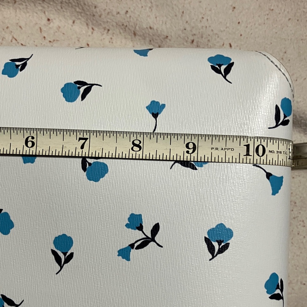 Kate Spade White Tote with Blue Floral Design with free gift - Picture 10 of 12